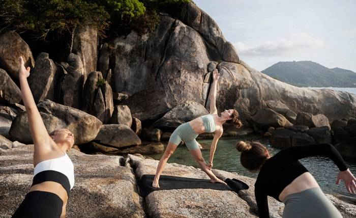 Affordable Excellence: Navigating the Path of 300-Hour Yoga Teacher Training in Rishikesh(图1)